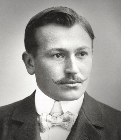 rolex-oyster-story-hans wilsdorf founder of rolex r2 rvb-landscape