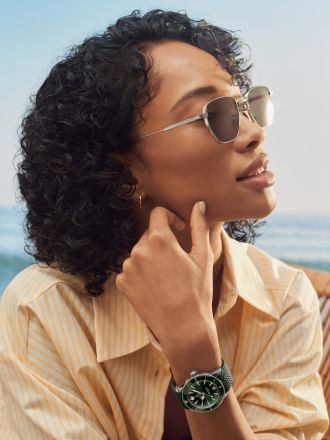 79 Breitling Eyewear by Cutler and Gross SOH Ref. AB3110361L1S1 Léman Green RGB