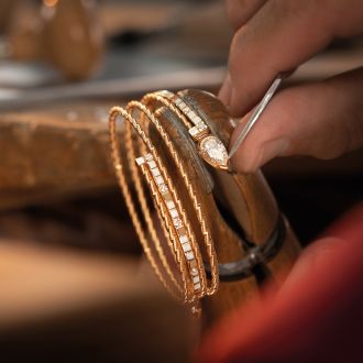 Armband UMARME MICH Diamanttropfen perlmutt Manufaktur-Fassen