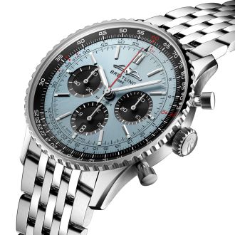AB0138241C1A1 Navitimer Breitling 01 (Manufacture) Three-quarter