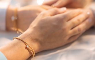 Armband UMARME MICH. Power of solitaire am Model 1